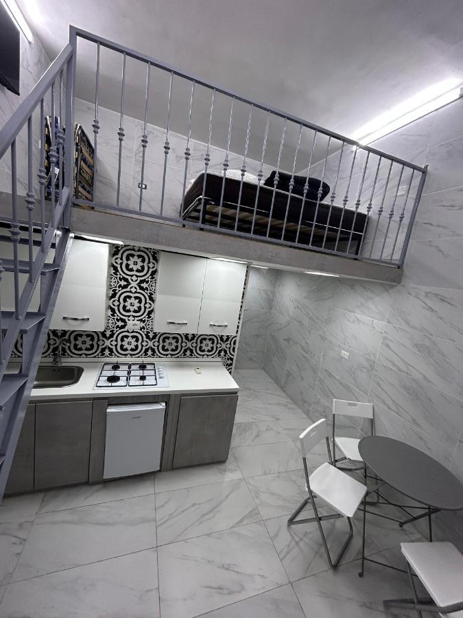 Apartamento Mini House Vicoletto Pontenuovo 41 Nápoles Exterior foto